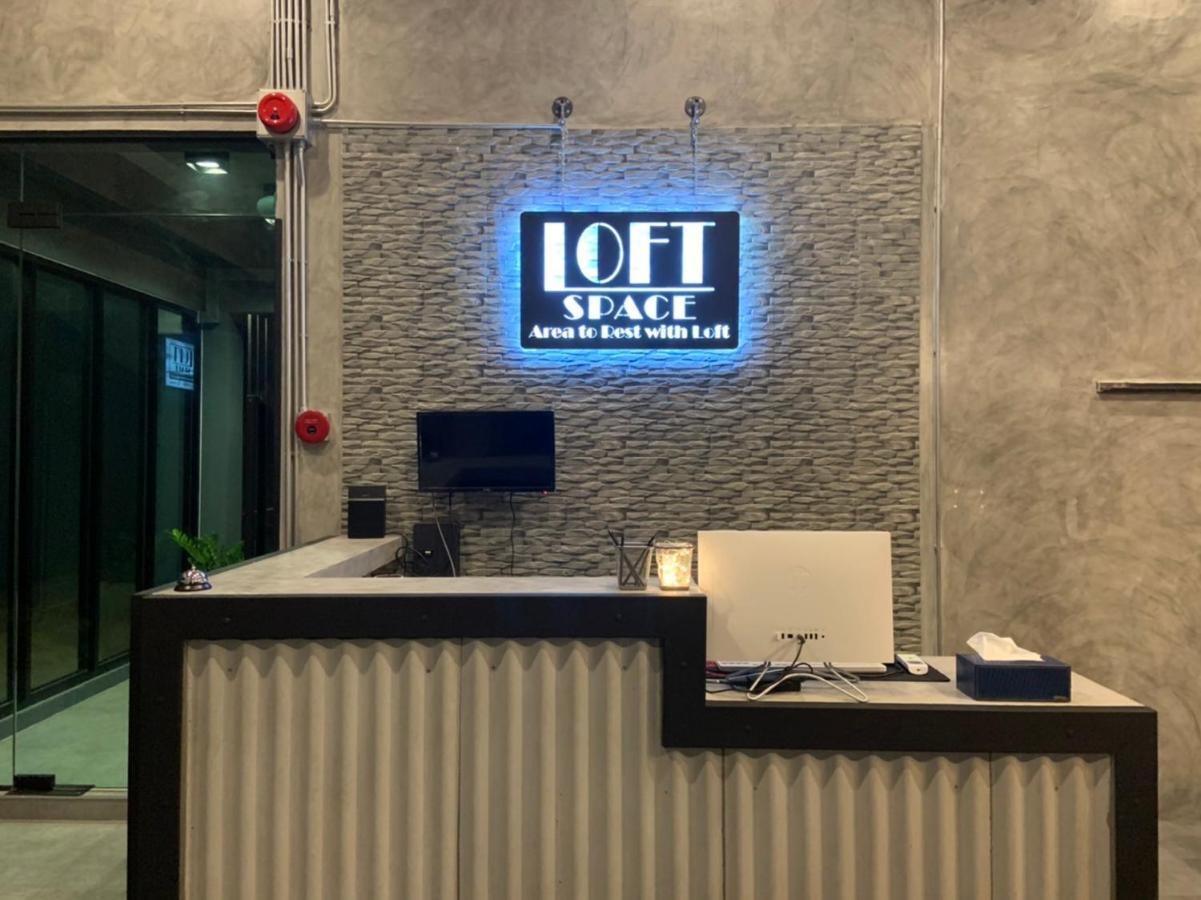 Loft Space Hotel Ранонг Экстерьер фото
