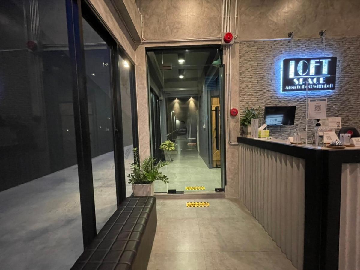 Loft Space Hotel Ранонг Экстерьер фото