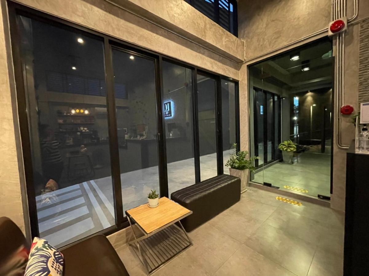 Loft Space Hotel Ранонг Экстерьер фото